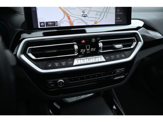 BMW iX3 Executive / Sportstoelen / Achteruitrijcamera / Adaptief onderstel / Adaptieve LED / Driving Assi... ActivLease financial lease