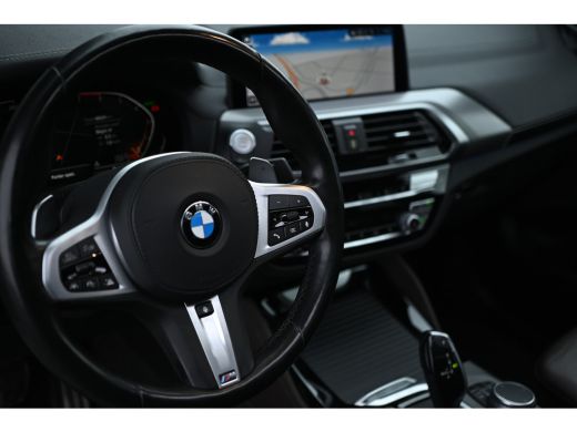 BMW X4 xDrive20i High Executive M Sport Automaat / Panoramadak / Trekhaak / Sportstoelen / Adaptief onde... ActivLease financial lease