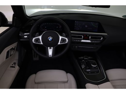 BMW Z4 Roadster M40i High Executive / Achteruitrijcamera / M Adaptief onderstel / Comfort Access / Adapt... ActivLease financial lease