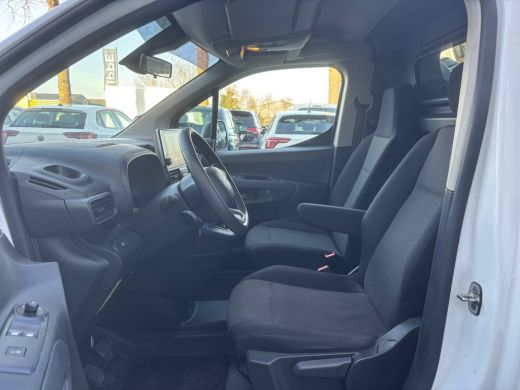 Citroën Berlingo 1.5 BlueHDI Club XL | Apple Carplay | Parkeer Camera | Navi | Cruise ActivLease financial lease