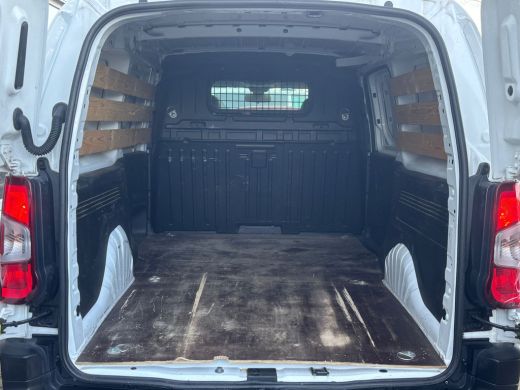 Citroën Berlingo 1.5 BlueHDI Club XL | Apple Carplay | Parkeer Camera | Navi | Cruise ActivLease financial lease