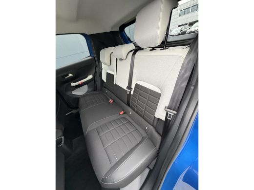 Citroën C3 100pk Max (Camera - Automatische Airco - Apple Carplay - Navigatie - 17"- Two Tone) ActivLease financial lease