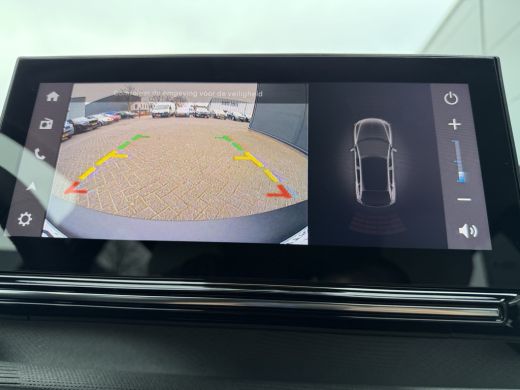 Citroën C3 100pk Max (Camera - Automatische Airco - Apple Carplay - Navigatie - 17"- Two Tone) ActivLease financial lease