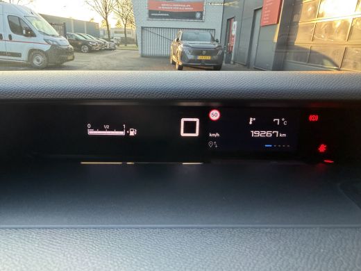 Citroën C3 100pk Max (Camera - Navigatie - Automatische Airco - LED - Parkeersensoren - Apple Carplay) ActivLease financial lease