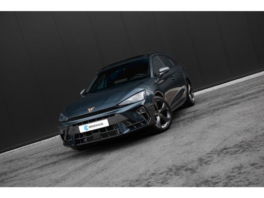 CUPRA Leon Sportstourer 1.5 TSI 204 PK e-Hybrid Business | Achteruitrijcamera | Panoramadak | Adaptive cruise control | k... ActivLease financial lease
