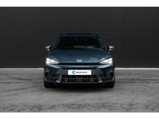 CUPRA Leon Sportstourer 1.5 TSI 204 PK e-Hybrid Business | Achteruitrijcamera | Panoramadak | Adaptive cruise control | k... ActivLease financial lease