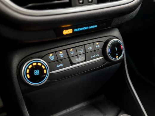 Ford Fiesta 1.0 EcoBoost Titanium X (APPLE CARPLAY, GROOT NAVI, CLIMATE, BANG&OLUFSEN, KEYLESS, SPORTSTOELEN,... ActivLease financial lease