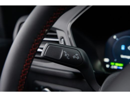 Ford Kuga 2.5 PHEV ST-Line X | Black-pack | Elec. trekhaak | Panoramadak | Dodehoek detectie | AGR-stoelen ... ActivLease financial lease