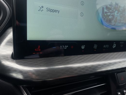 Ford Kuga 2.5 PHEV Titanium Carplay | Wegklapbare trekhaak | Cruise control | Stoel- stuurverw. | Camera | ActivLease financial lease