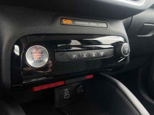 Ford Kuga 2.5 PHEV Titanium Carplay | Wegklapbare trekhaak | Cruise control | Stoel- stuurverw. | Camera | ActivLease financial lease