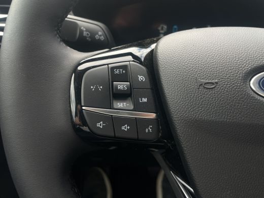 Ford Kuga 2.5 PHEV Titanium Carplay | Wegklapbare trekhaak | Cruise control | Stoel- stuurverw. | Camera | ActivLease financial lease