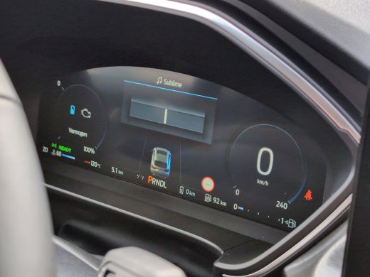 Ford Kuga 2.5 PHEV Titanium | Lichtmetalen velgen 17" | Premium metaalkleur | Stuurwiel verwarmd ActivLease financial lease