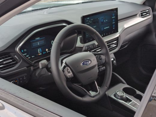 Ford Kuga 2.5 PHEV Titanium | Lichtmetalen velgen 17" | Premium metaalkleur | Stuurwiel verwarmd ActivLease financial lease