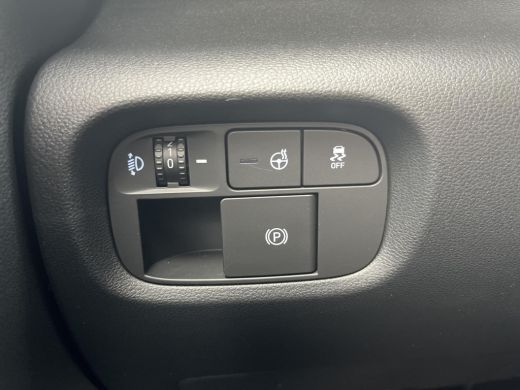 Hyundai Inster Evolve Sky 49 kWh | Rijklaarprijs! | 3.000 Euro korting | Zonnedak | Apple CarPlay/Android Auto |... ActivLease financial lease