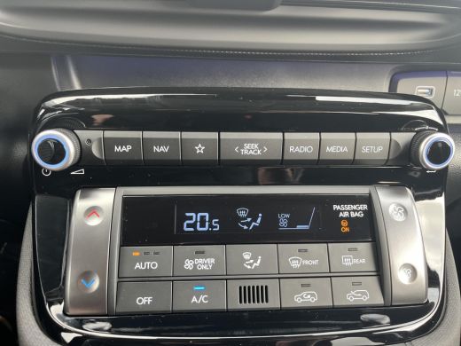 Hyundai Inster Evolve Sky 49 kWh | Rijklaarprijs! | 3.000 Euro korting | Zonnedak | Apple CarPlay/Android Auto |... ActivLease financial lease