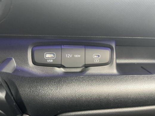 Hyundai Inster Evolve Sky 49 kWh | Rijklaarprijs! | 3.000 Euro korting | Zonnedak | Apple CarPlay/Android Auto |... ActivLease financial lease