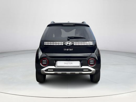 Hyundai Inster Evolve Sky 49 kWh | Rijklaarprijs! | 3.000 Euro korting | Zonnedak | Apple CarPlay/Android Auto |... ActivLease financial lease
