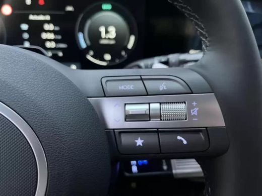 Hyundai Kona 1.6 GDI HEV Premium Sky | Zonnedak | Rijklaarprijs! | Elektrisch verstelbare stoelen | 360 Camera | ActivLease financial lease