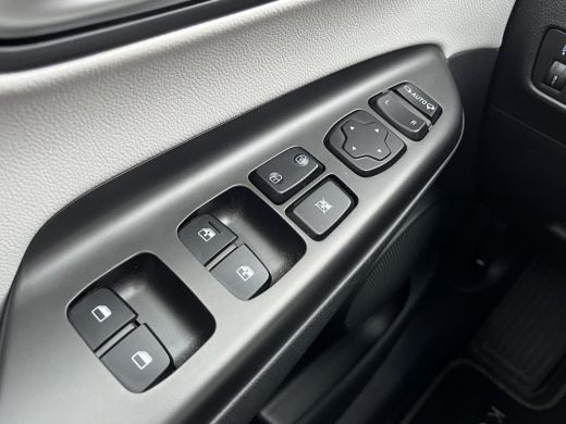 Hyundai Kona EV Business 64 kWh 204pk | Camera | Premium Audio | Adaptive Cruise controle | Dodehoek detectie ... ActivLease financial lease