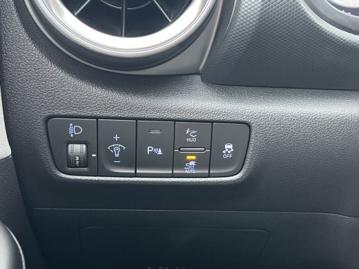 Hyundai Kona EV Business 64 kWh 204pk | Camera | Premium Audio | Adaptive Cruise controle | Dodehoek detectie ... ActivLease financial lease