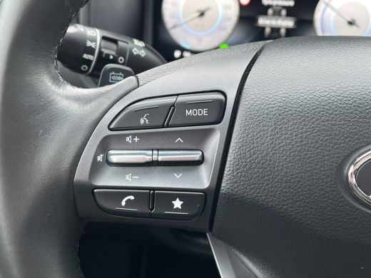Hyundai Kona EV Business 64 kWh 204pk | Camera | Premium Audio | Adaptive Cruise controle | Dodehoek detectie ... ActivLease financial lease