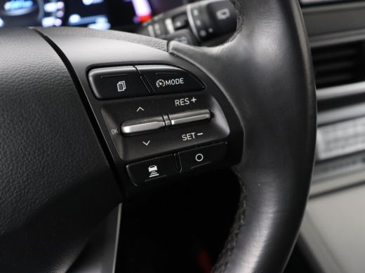 Hyundai Kona EV Comfort 64 kWh | Adaptive cruise | Krell Audio | Warmtepomp | Keyless | Parkeerhulp | Digital ... ActivLease financial lease