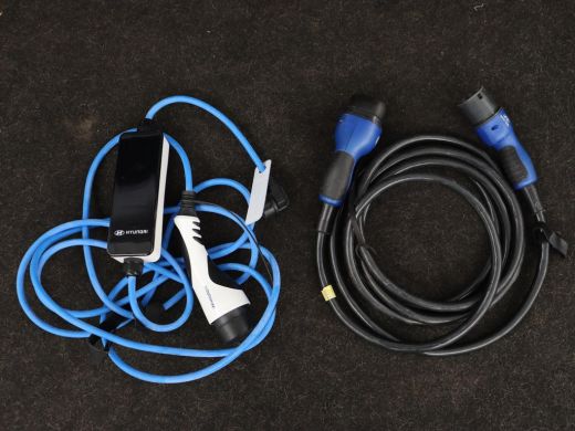 Hyundai Kona EV Fashion 64 kWh | Head-Up | Adaptive cruise | Carplay | Warmtepomp | Camera | Krell Audio | Nav... ActivLease financial lease