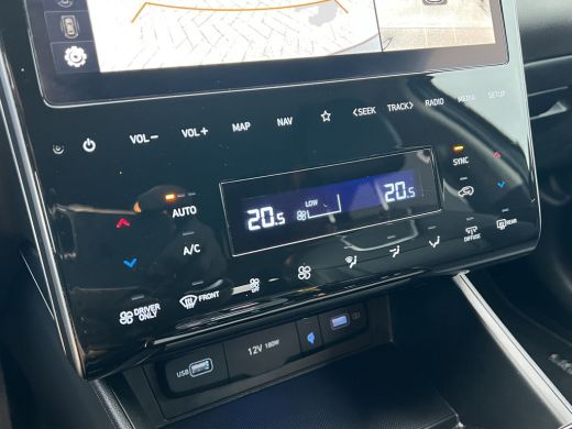 Hyundai Tucson 1.6 T-GDI PHEV Premium 4WD | Leder | Carplay | Climate | Keyless | Navigatie | Elek. Klep | Full ... ActivLease financial lease