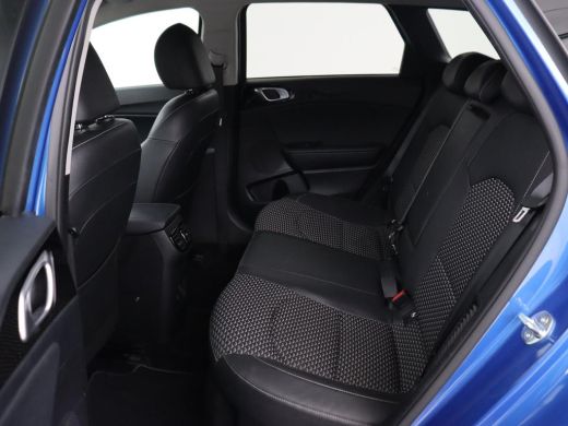 Kia Ceed 1.6 GDI PHEV DynamicPlusLine | Trekhaak | Stoel & stuurverwarming | Adaptive cruise | Camera | Ca... ActivLease financial lease