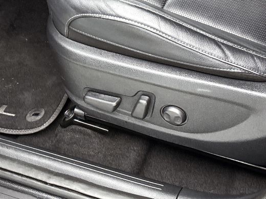 Kia e-Soul 150kW / 64kWh Executive line / Leder / TV. DVD scherm / Xenon / Navigatie / Airco-ecc. / Apk 12-2026 ActivLease financial lease