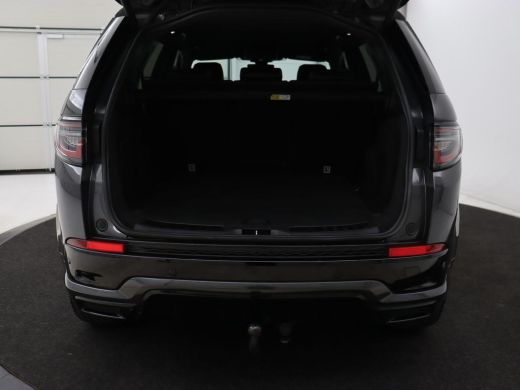 Land Rover Discovery Sport P300e 1.5 R-Dynamic | Leder | Stoelverwarming | Trekhaak | Carplay | Meridian Sound | Camera | 20... ActivLease financial lease