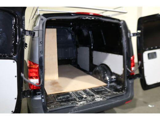 Mercedes-Benz eVito Extra Lang 66 kWh Imperiaal Airco Navigatie ActivLease financial lease