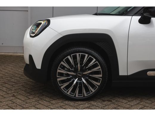 Mini Aceman SE / Classic / Pakket M / 19" Eternal Spoke 2-tone ActivLease financial lease