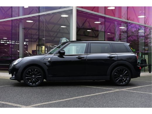 Mini Clubman One Classic / Comfortstoelen / LED / PDC / Cruise Control / Navigatie / Apple CarPlay / 17" LMV ActivLease financial lease