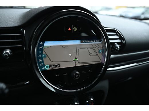 Mini Clubman One Classic / Comfortstoelen / LED / PDC / Cruise Control / Navigatie / Apple CarPlay / 17" LMV ActivLease financial lease