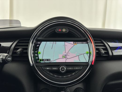 Mini Electric Yours 33 kWh [ 3-Fase-11kW ] {SOH-100%} (INCL-BTW) Aut.* HEATPUMP | PANO | LEATHER | DIGI-COCKPIT... ActivLease financial lease