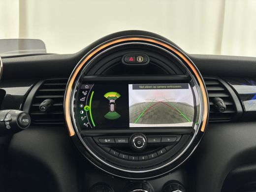 Mini Electric Yours 33 kWh [ 3-Fase-11kW ] {SOH-100%} (INCL-BTW) Aut.* HEATPUMP | PANO | LEATHER | DIGI-COCKPIT... ActivLease financial lease