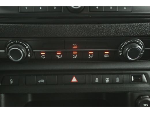 Opel Vivaro CDTI L2H1 | Airco | Cruise | 3-Zits | Trekhaak | Imperiaal | Kasten | Parkeersens. ActivLease financial lease