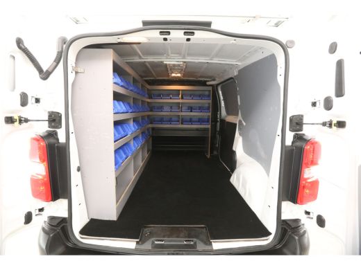 Opel Vivaro CDTI L2H1 | Airco | Cruise | 3-Zits | Trekhaak | Imperiaal | Kasten | Parkeersens. ActivLease financial lease