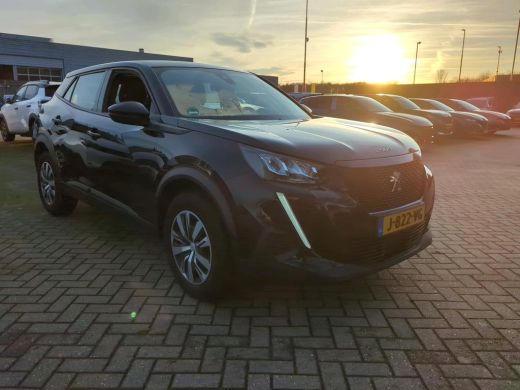 Peugeot 2008 1.2 PureTech Active | Navi by app | Bluetooth | All season | Parkeersensoren | 1e Eigenaar | 91.0... ActivLease financial lease