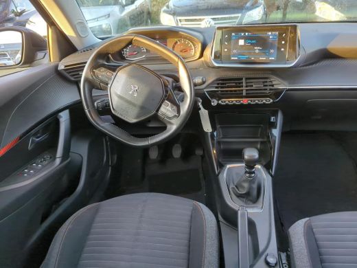 Peugeot 2008 1.2 PureTech Active | Navi by app | Bluetooth | All season | Parkeersensoren | 1e Eigenaar | 91.0... ActivLease financial lease