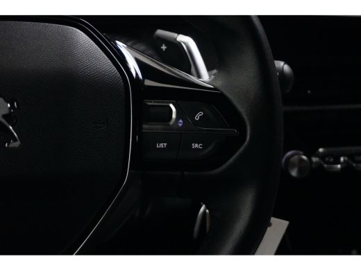 Peugeot 2008 1.2 PureTech Allure Pack | Achteruitrijcamera | Airco (automatisch) | Anti Blokkeer Systeem ActivLease financial lease