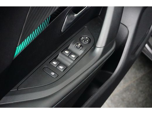 Peugeot 2008 1.2 PureTech Allure Pack | Achteruitrijcamera | Airco (automatisch) | Anti Blokkeer Systeem ActivLease financial lease