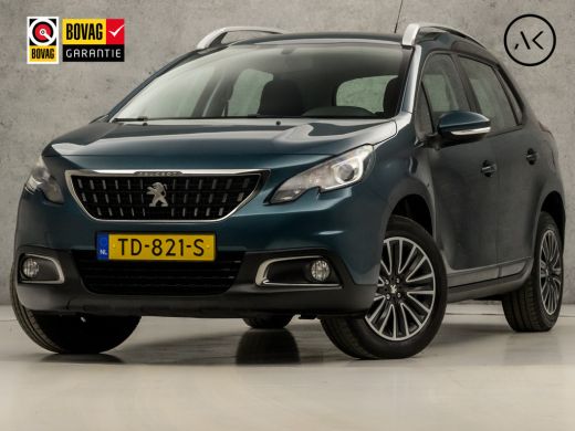 Peugeot 2008 1.2 PureTech Sport Automaat (APPLE CARPLAY, NAVIGATIE, PARKEERSENSOREN, SPORTSTOELEN, CRUISE, ARM...