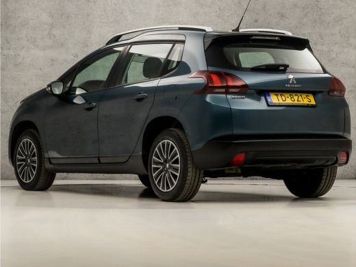 Peugeot 2008 1.2 PureTech Sport Automaat (APPLE CARPLAY, NAVIGATIE, PARKEERSENSOREN, SPORTSTOELEN, CRUISE, ARM... ActivLease financial lease