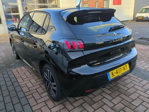 Peugeot 208 1.2 PureTech Allure Pack | Automaat | Navigatie | Camera | All season | 3D Instrumentenpaneel | 1... ActivLease financial lease