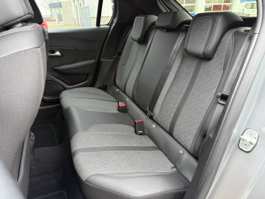 Peugeot 208 Hybrid 100 e-DCS6 Allure Automaat | Cruise control | Voor en achter parkeersensoren | Apple carpl... ActivLease financial lease