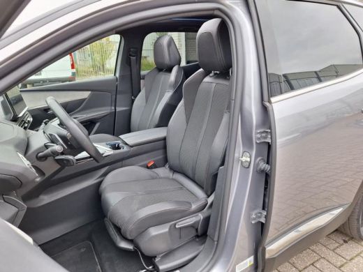 Peugeot 3008 1.6 HYbrid 225 GT | Navi | Camera | Panoramadak | PDC V+A | LED koplampen | Keyless entry | LMV 1... ActivLease financial lease