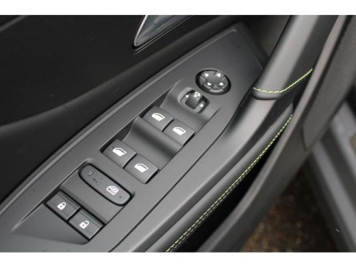 Peugeot 408 1.2 Hybrid 136 e-DCS6 GT | Automaat | Navigatie | Camera | Mild Hybrid | Apple carplay | 41.000km | ActivLease financial lease