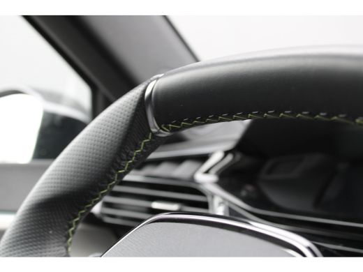 Peugeot 408 1.2 Hybrid 136 e-DCS6 GT | Automaat | Navigatie | Camera | Mild Hybrid | Apple carplay | 41.000km | ActivLease financial lease